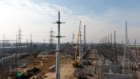 Torres para transmisión eléctrica en Sub-estación