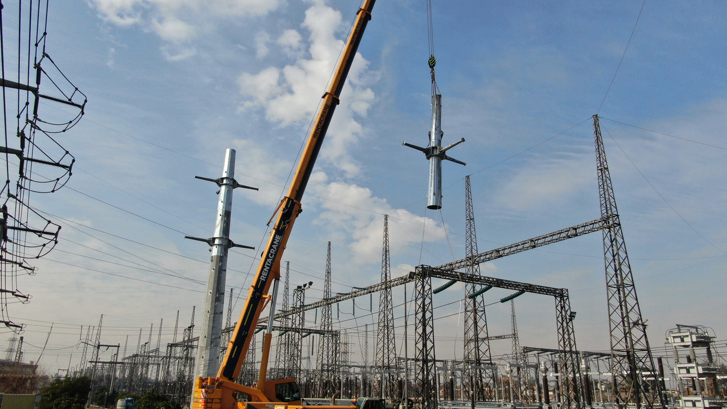 Torres para Transmisión Electrica en Sub-estación