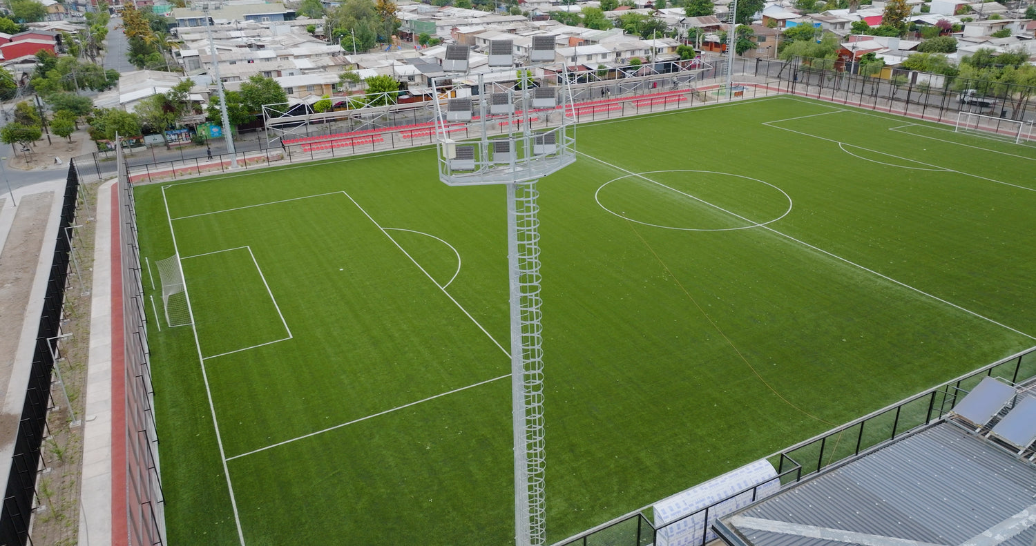 Iluminando el sueño de San Miguel: Los Mástiles PTJ, protagonistas del nuevo Estadio La Montura